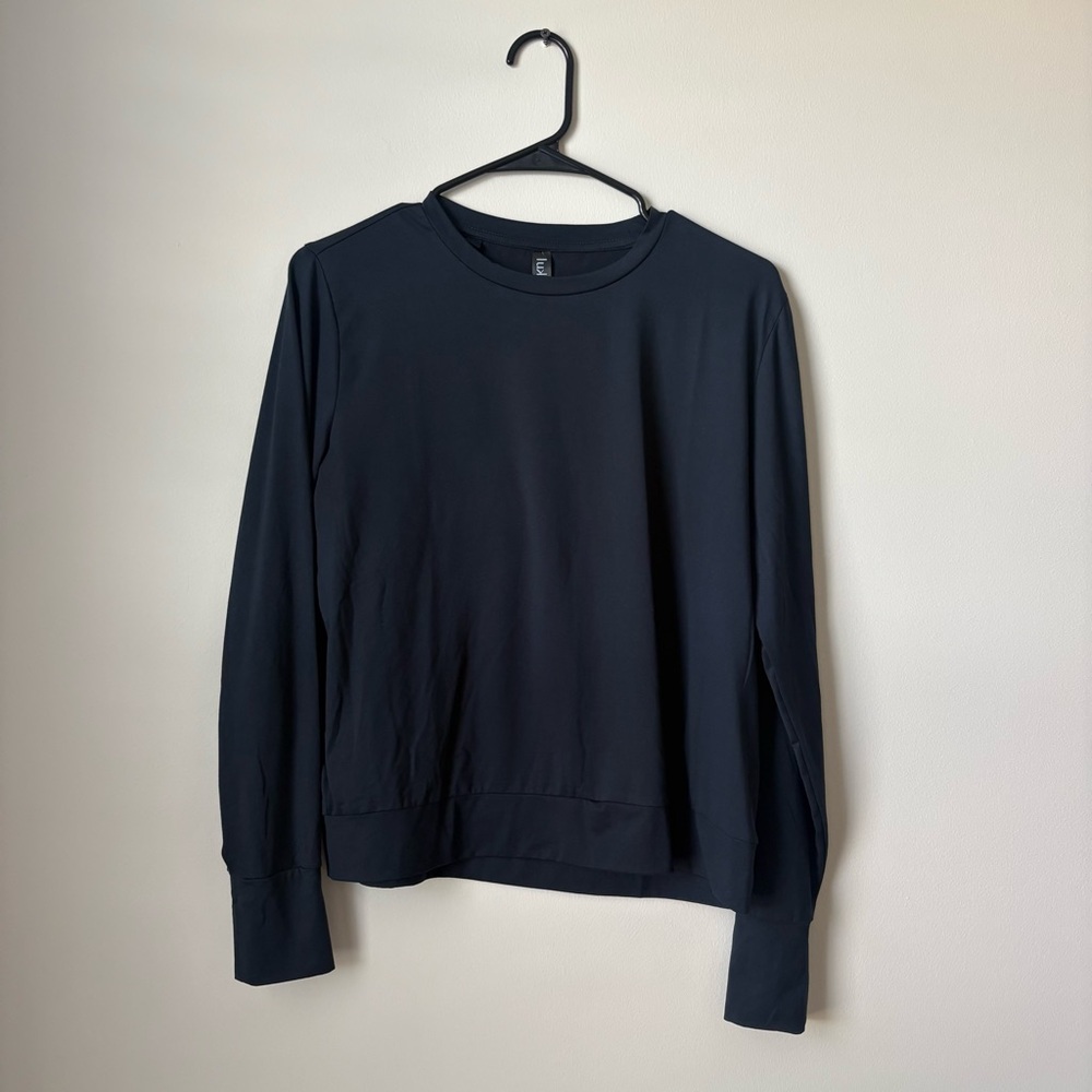 Lukka Lux Navy Activewear Top Size Medium